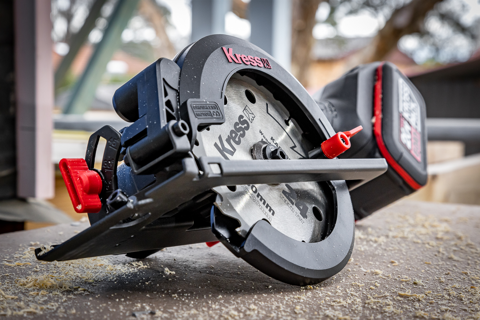 Sierra circular 140mm Brushless 20V 4Ah 2Bat